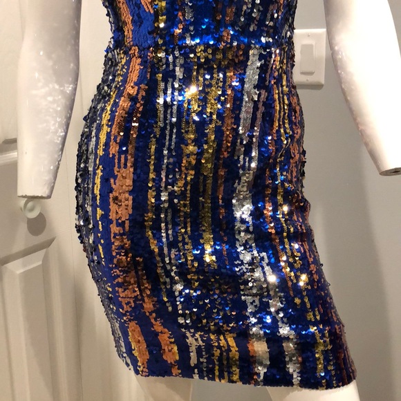 NEW size M sequin mini dress - Picture 4 of 7